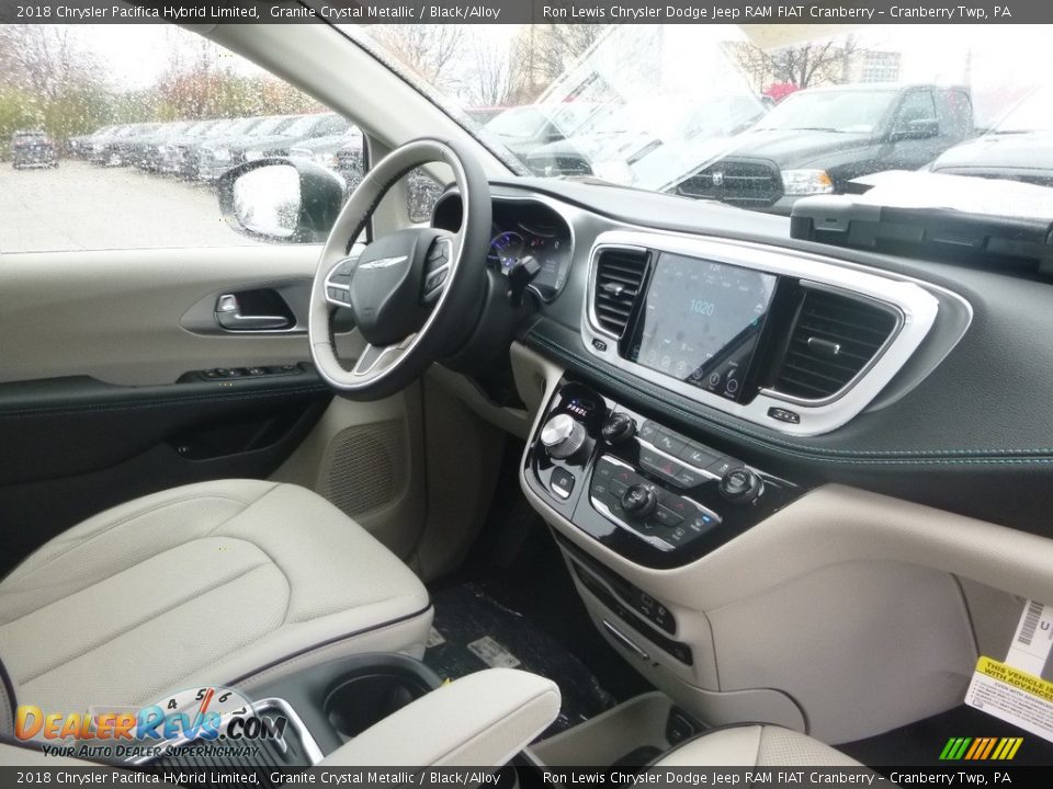 Dashboard of 2018 Chrysler Pacifica Hybrid Limited Photo #10