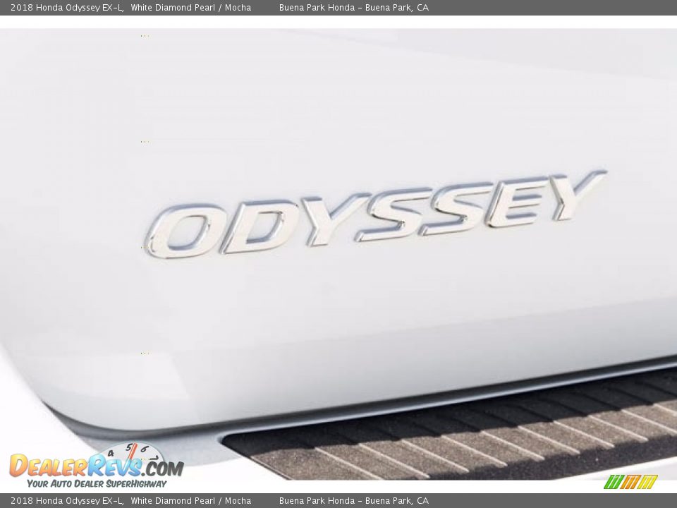 2018 Honda Odyssey EX-L White Diamond Pearl / Mocha Photo #3
