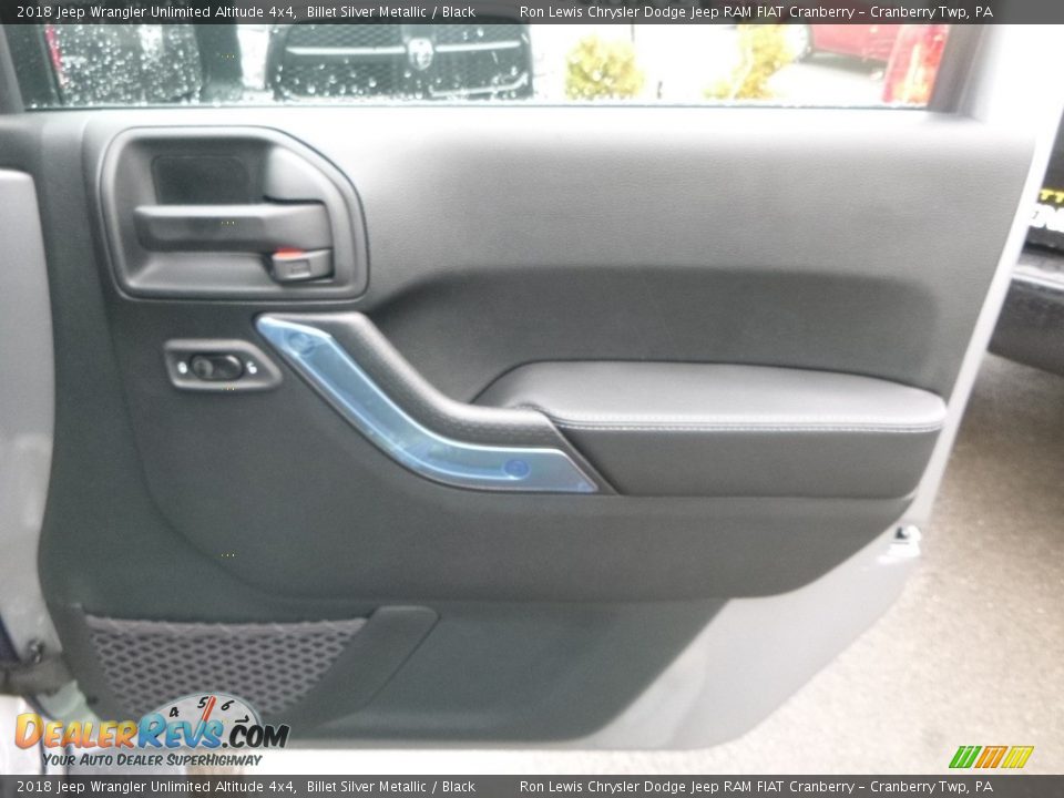 2018 Jeep Wrangler Unlimited Altitude 4x4 Billet Silver Metallic / Black Photo #12