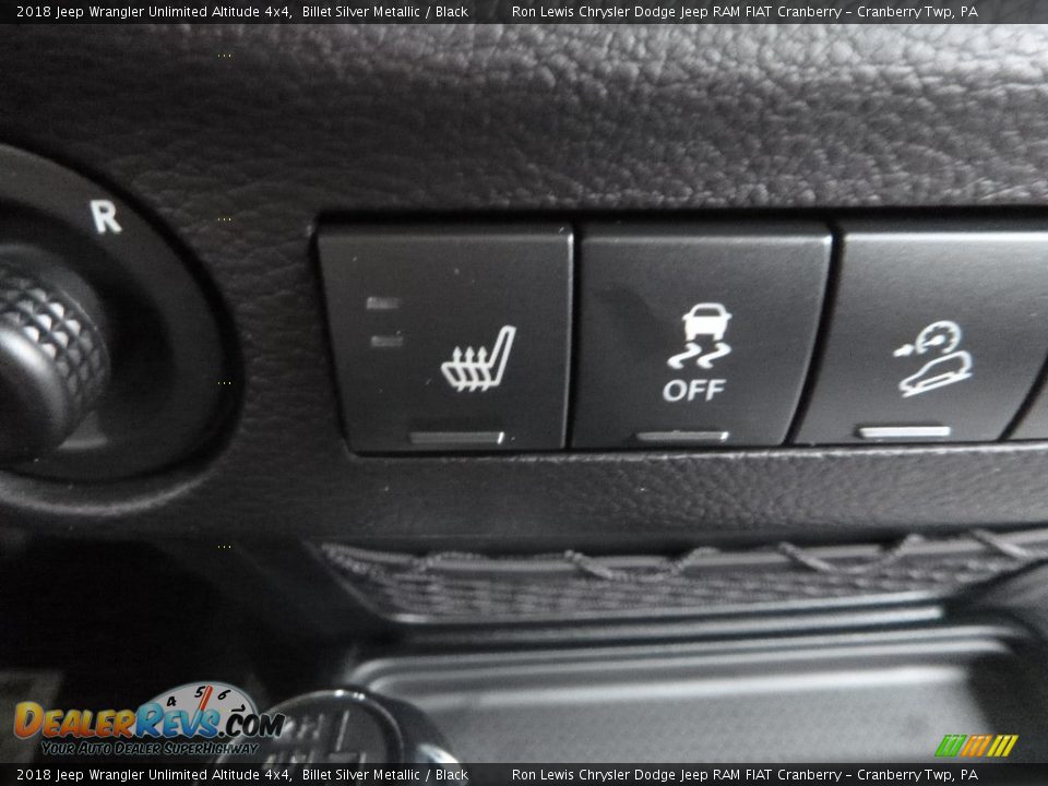 2018 Jeep Wrangler Unlimited Altitude 4x4 Billet Silver Metallic / Black Photo #18