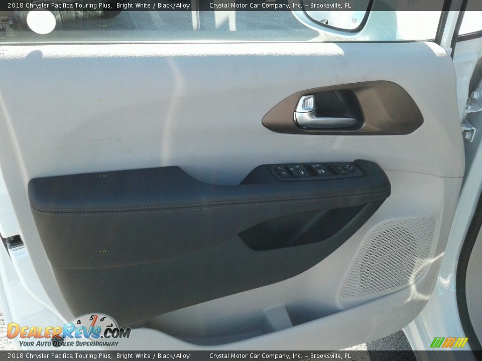 2018 Chrysler Pacifica Touring Plus Bright White / Black/Alloy Photo #19
