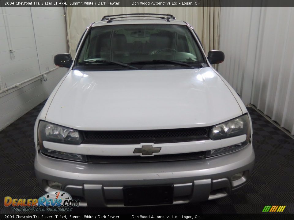 2004 Chevrolet TrailBlazer LT 4x4 Summit White / Dark Pewter Photo #4