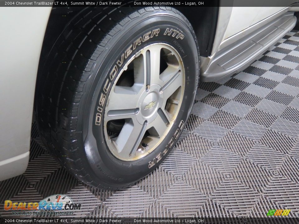 2004 Chevrolet TrailBlazer LT 4x4 Summit White / Dark Pewter Photo #19