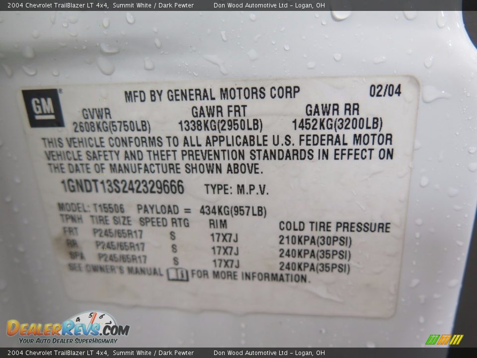 2004 Chevrolet TrailBlazer LT 4x4 Summit White / Dark Pewter Photo #33