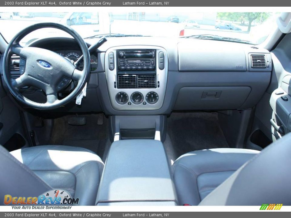 2003 Ford Explorer XLT 4x4 Oxford White / Graphite Grey Photo #9