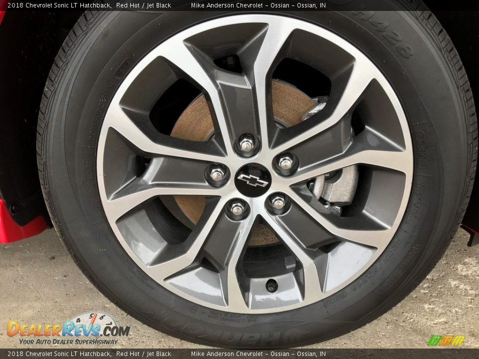 2018 Chevrolet Sonic LT Hatchback Wheel Photo #4