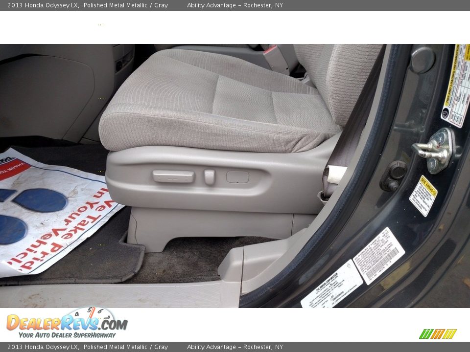 2013 Honda Odyssey LX Polished Metal Metallic / Gray Photo #24