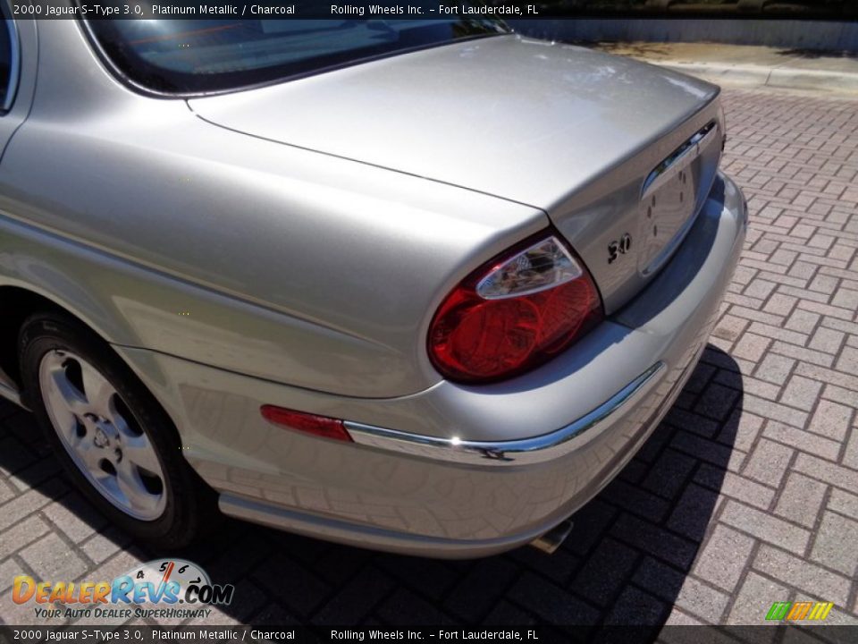 2000 Jaguar S-Type 3.0 Platinum Metallic / Charcoal Photo #22