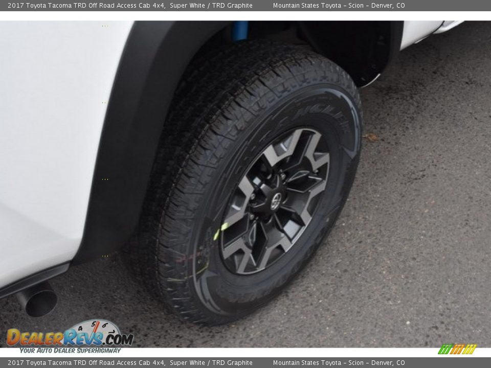 2017 Toyota Tacoma TRD Off Road Access Cab 4x4 Super White / TRD Graphite Photo #9