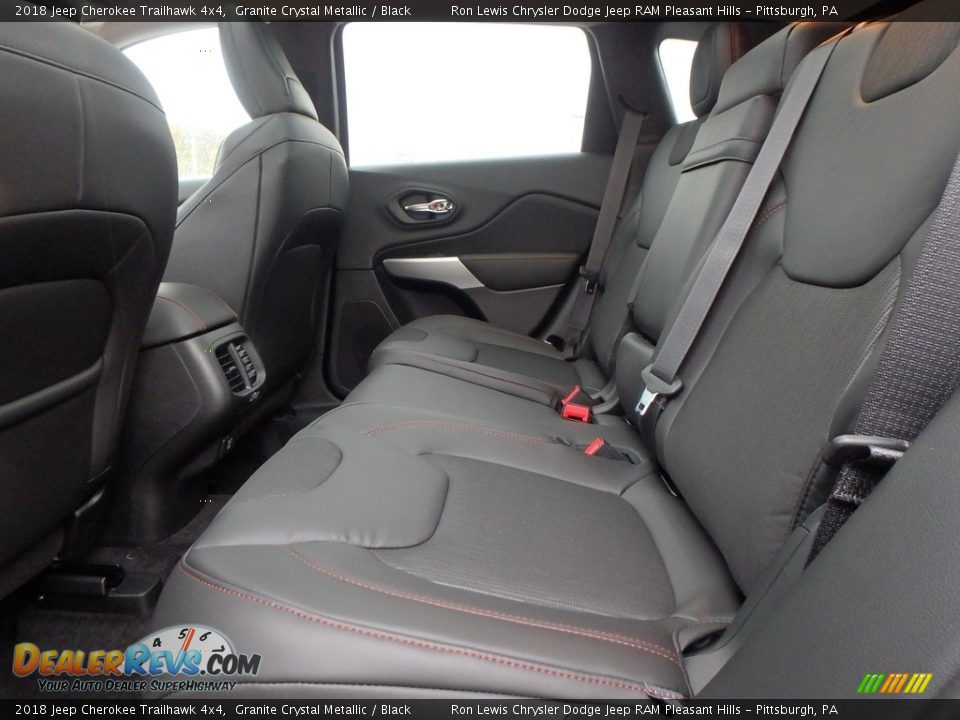 2018 Jeep Cherokee Trailhawk 4x4 Granite Crystal Metallic / Black Photo #11