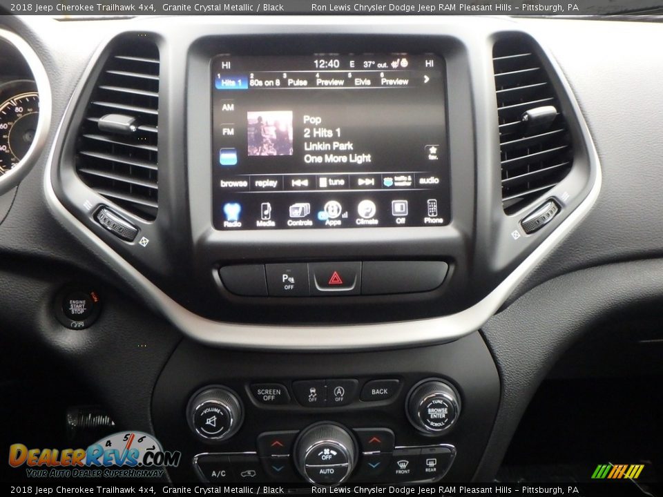 2018 Jeep Cherokee Trailhawk 4x4 Granite Crystal Metallic / Black Photo #17