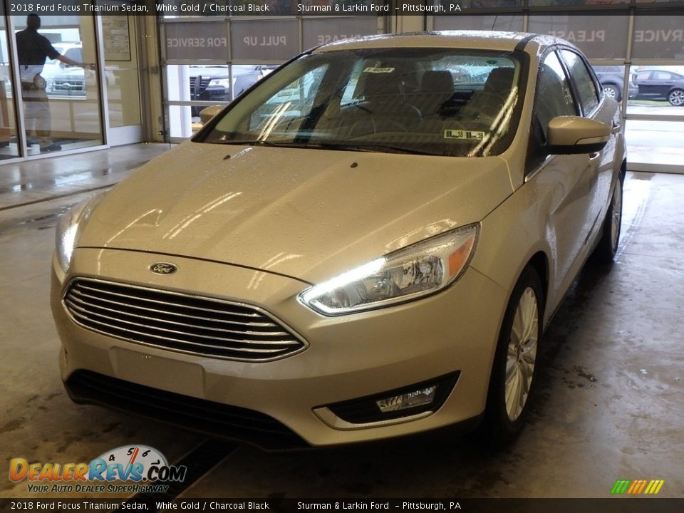 2018 Ford Focus Titanium Sedan White Gold / Charcoal Black Photo #4