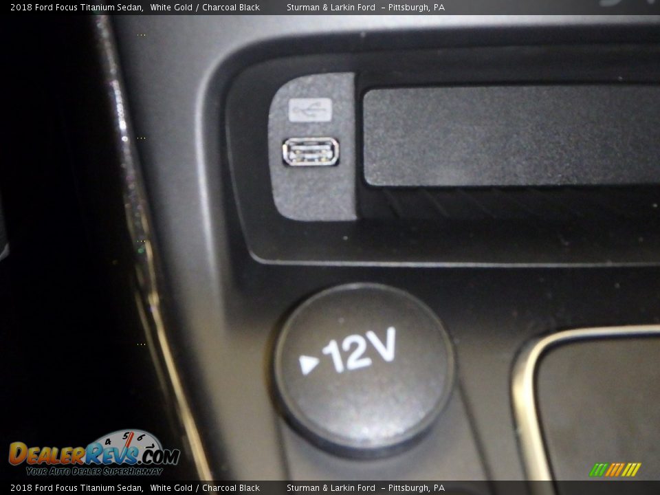 2018 Ford Focus Titanium Sedan White Gold / Charcoal Black Photo #15