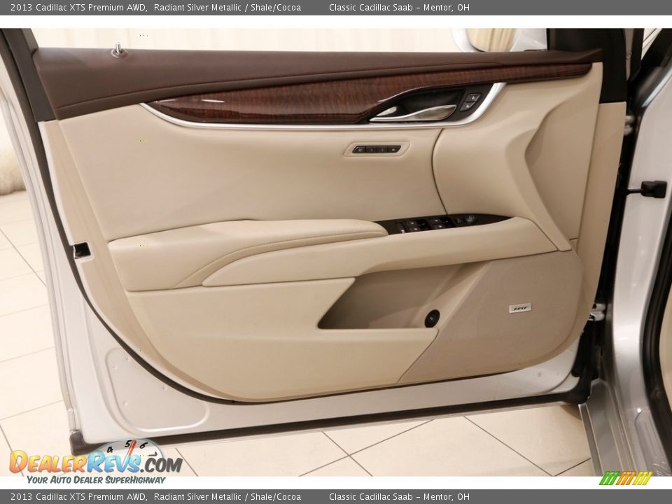 2013 Cadillac XTS Premium AWD Radiant Silver Metallic / Shale/Cocoa Photo #4