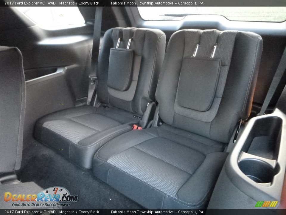 2017 Ford Explorer XLT 4WD Magnetic / Ebony Black Photo #9
