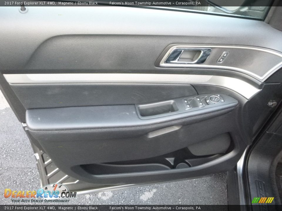 2017 Ford Explorer XLT 4WD Magnetic / Ebony Black Photo #11