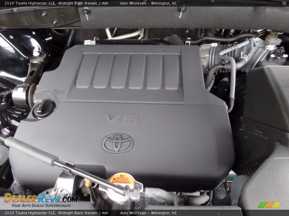 2016 Toyota Highlander XLE Midnight Black Metallic / Ash Photo #6