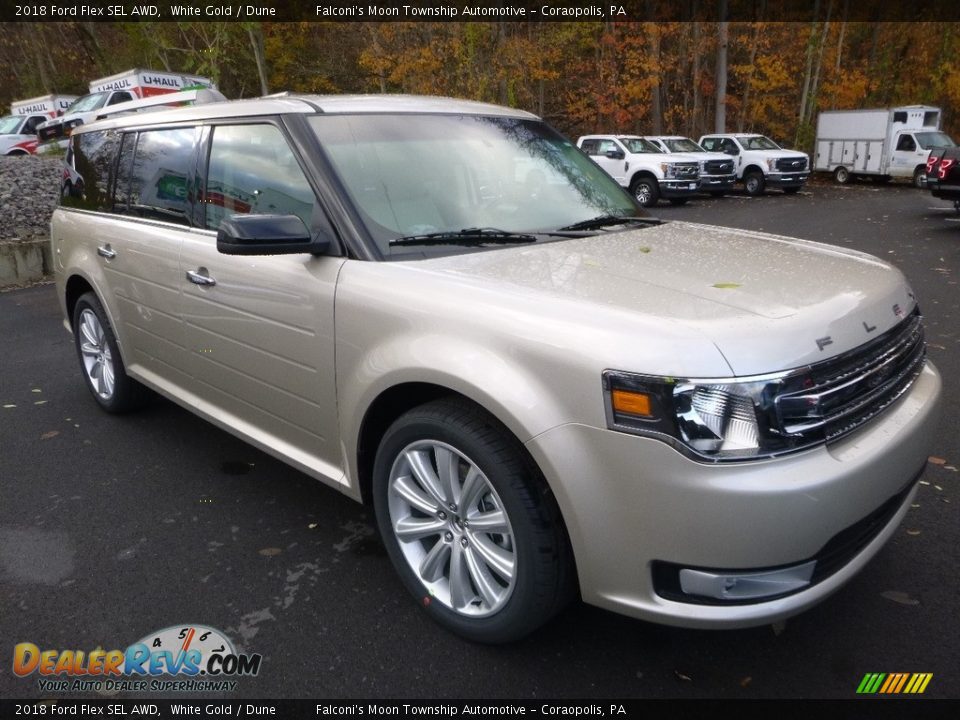 Front 3/4 View of 2018 Ford Flex SEL AWD Photo #3