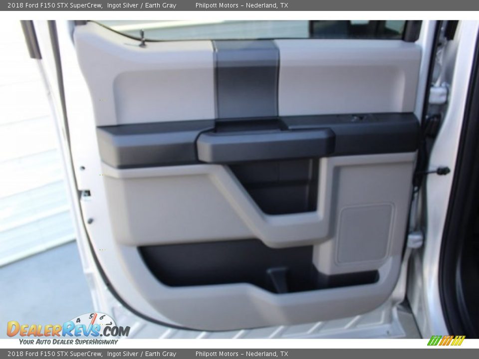 2018 Ford F150 STX SuperCrew Ingot Silver / Earth Gray Photo #18