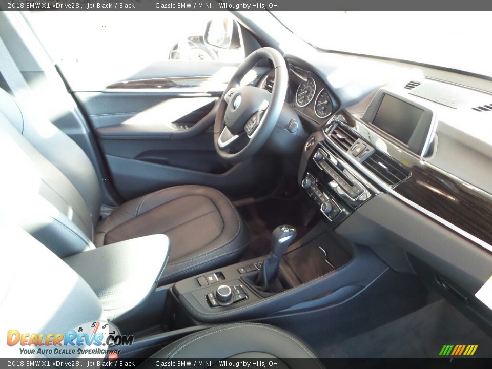 2018 BMW X1 xDrive28i Jet Black / Black Photo #5
