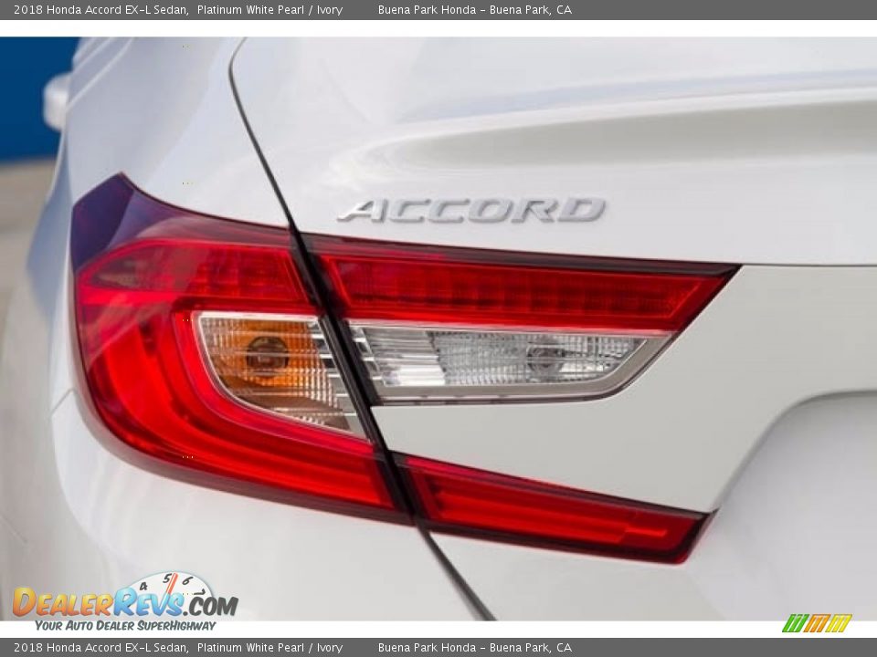 2018 Honda Accord EX-L Sedan Platinum White Pearl / Ivory Photo #3
