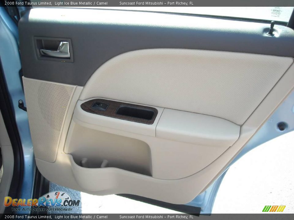 2008 Ford Taurus Limited Light Ice Blue Metallic / Camel Photo #29