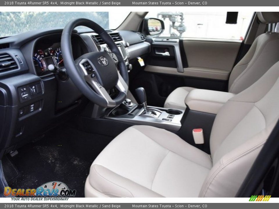 2018 Toyota 4Runner SR5 4x4 Midnight Black Metallic / Sand Beige Photo #5