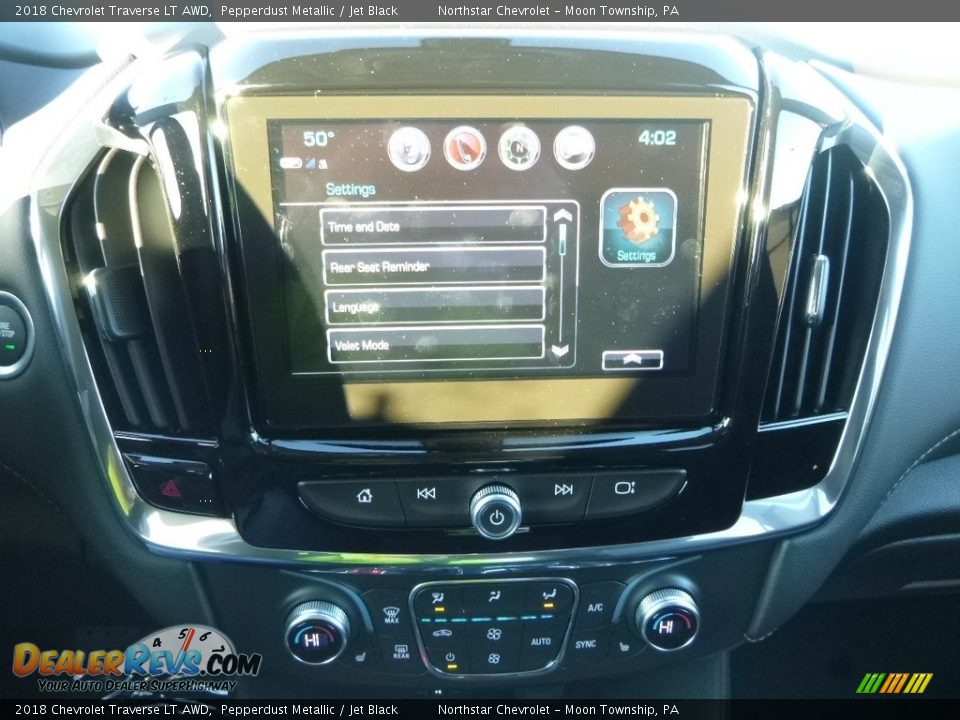 2018 Chevrolet Traverse LT AWD Pepperdust Metallic / Jet Black Photo #18