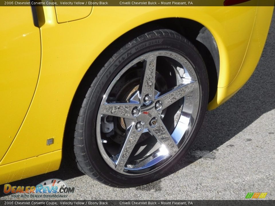 2006 Chevrolet Corvette Coupe Velocity Yellow / Ebony Black Photo #4