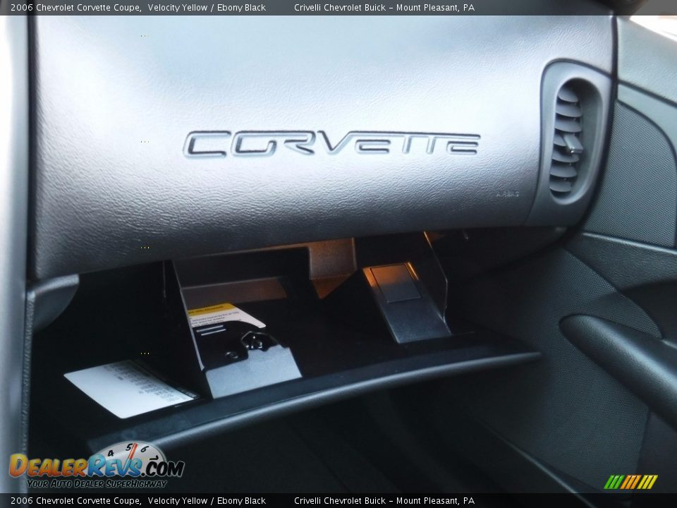 2006 Chevrolet Corvette Coupe Velocity Yellow / Ebony Black Photo #32