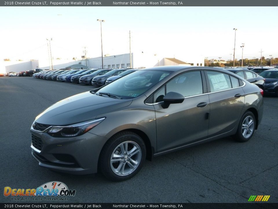 2018 Chevrolet Cruze LT Pepperdust Metallic / Jet Black Photo #1