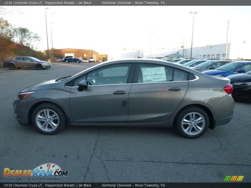 2018 Chevrolet Cruze LT Pepperdust Metallic / Jet Black Photo #2