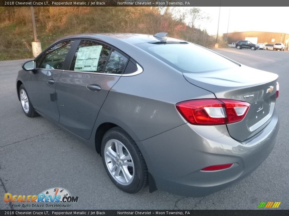 2018 Chevrolet Cruze LT Pepperdust Metallic / Jet Black Photo #3