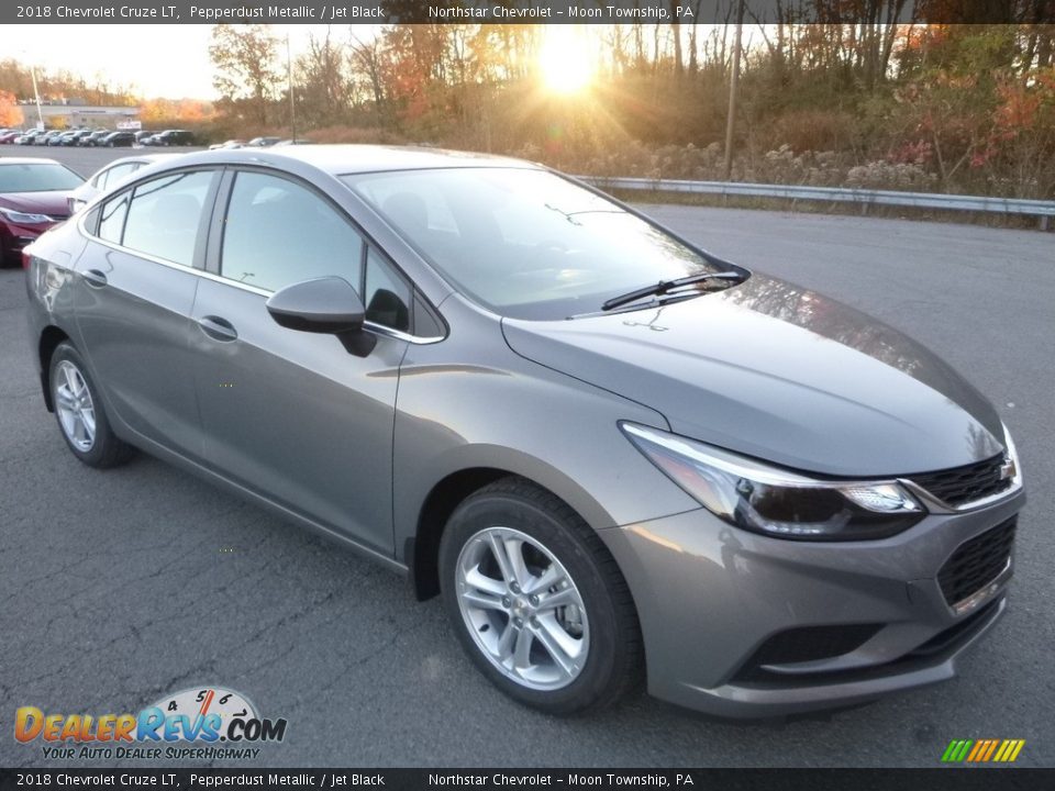 2018 Chevrolet Cruze LT Pepperdust Metallic / Jet Black Photo #7