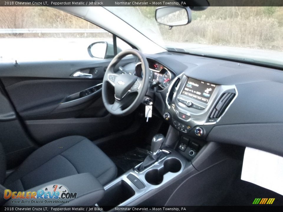 2018 Chevrolet Cruze LT Pepperdust Metallic / Jet Black Photo #11