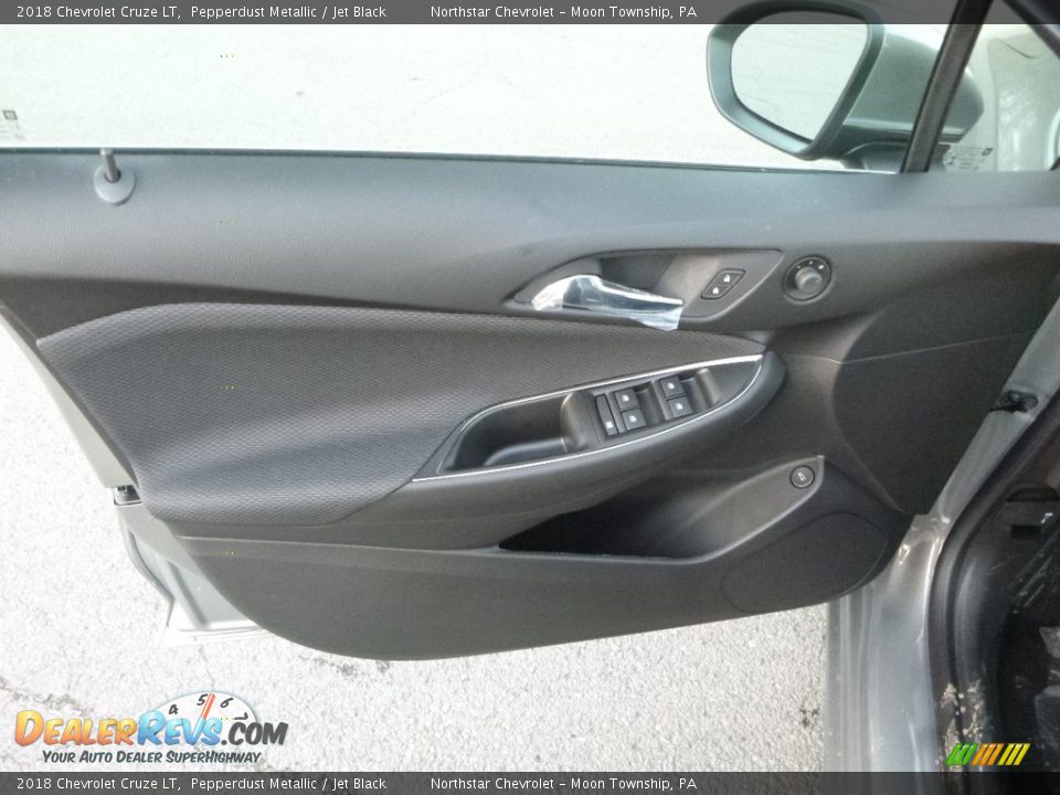 2018 Chevrolet Cruze LT Pepperdust Metallic / Jet Black Photo #15