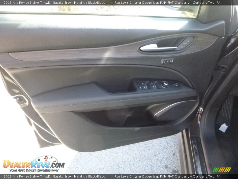 2018 Alfa Romeo Stelvio Ti AWD Basalto Brown Metallic / Black/Black Photo #19