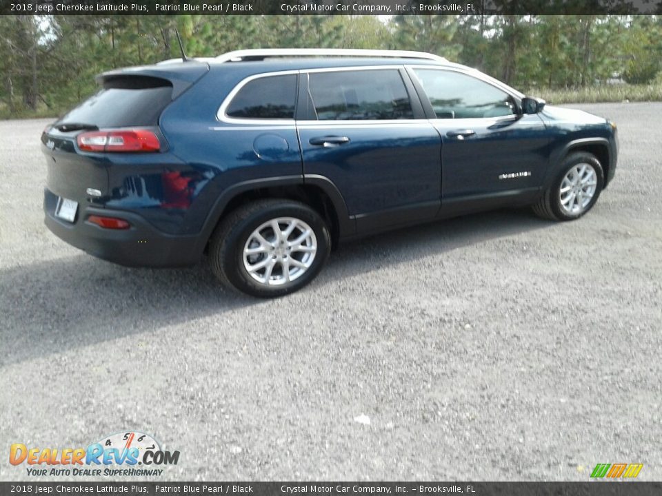 2018 Jeep Cherokee Latitude Plus Patriot Blue Pearl / Black Photo #5