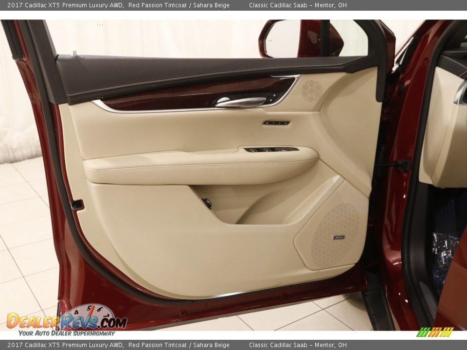 2017 Cadillac XT5 Premium Luxury AWD Red Passion Tintcoat / Sahara Beige Photo #4