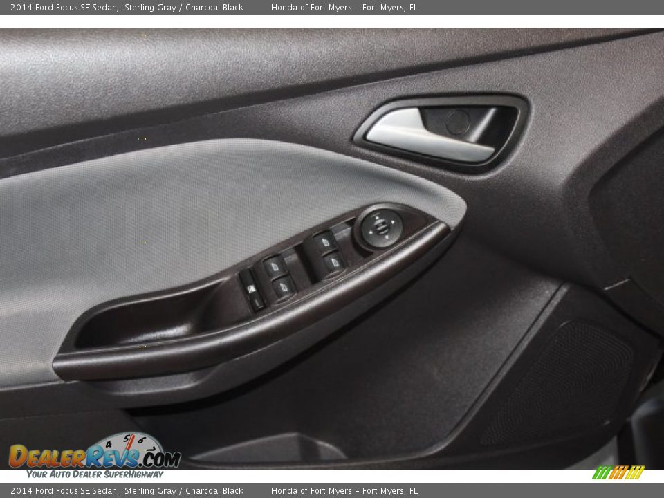 2014 Ford Focus SE Sedan Sterling Gray / Charcoal Black Photo #9