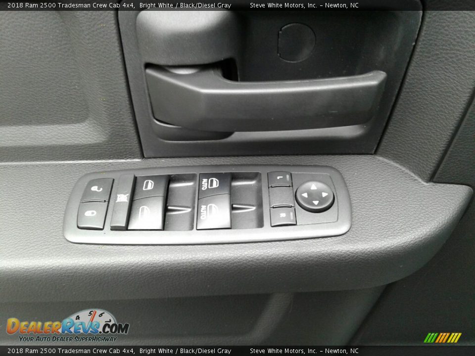 2018 Ram 2500 Tradesman Crew Cab 4x4 Bright White / Black/Diesel Gray Photo #14