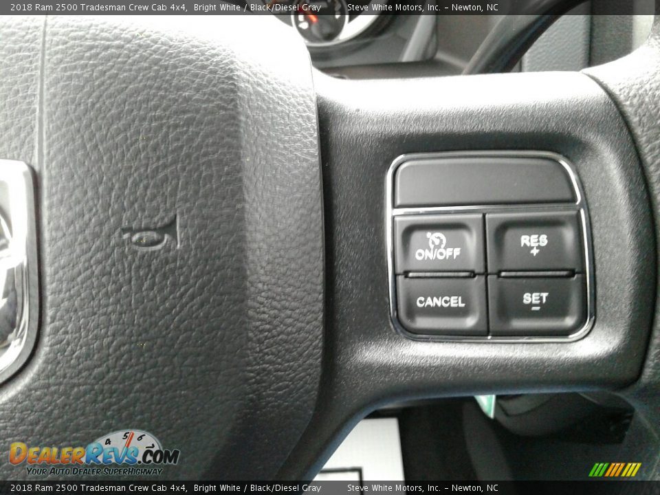 2018 Ram 2500 Tradesman Crew Cab 4x4 Bright White / Black/Diesel Gray Photo #16