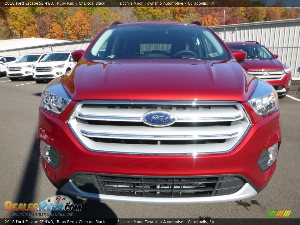 2018 Ford Escape SE 4WD Ruby Red / Charcoal Black Photo #4