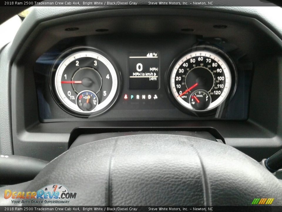 2018 Ram 2500 Tradesman Crew Cab 4x4 Bright White / Black/Diesel Gray Photo #17