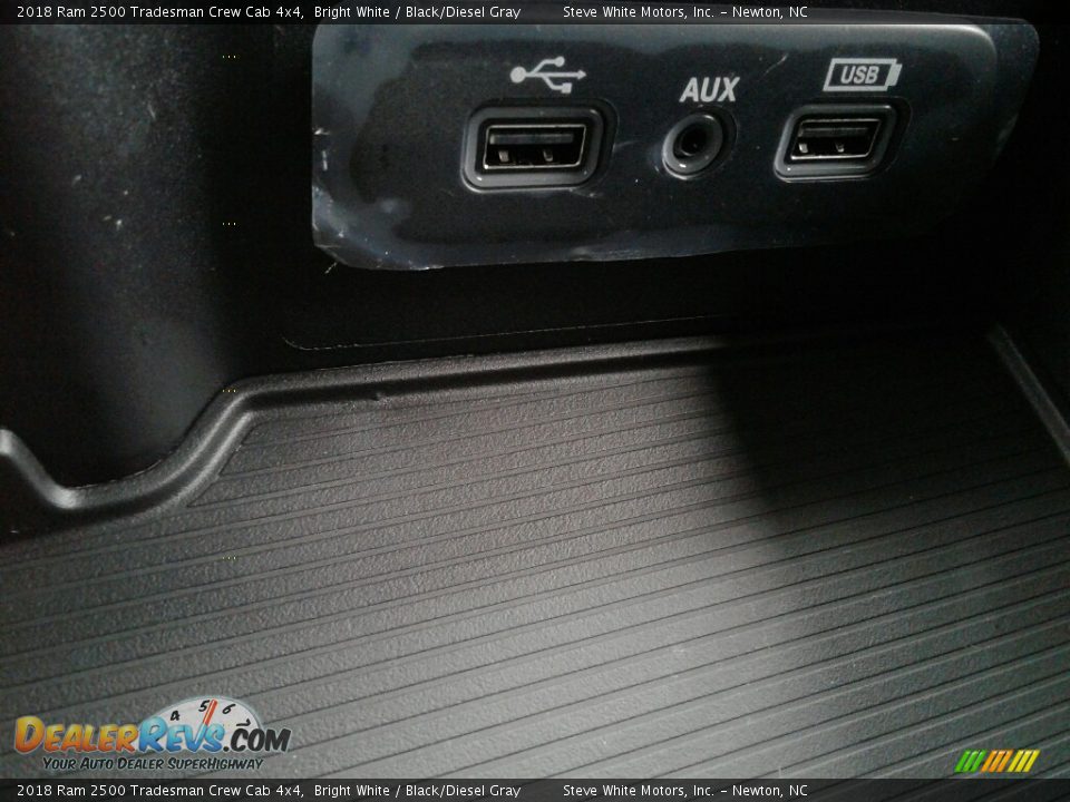 2018 Ram 2500 Tradesman Crew Cab 4x4 Bright White / Black/Diesel Gray Photo #23