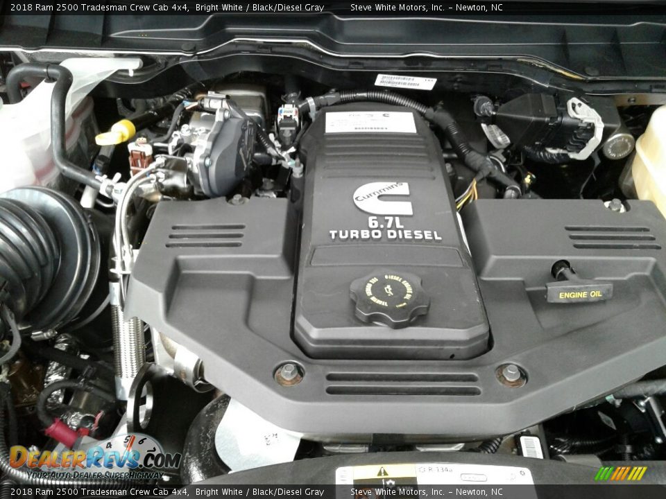 2018 Ram 2500 Tradesman Crew Cab 4x4 Bright White / Black/Diesel Gray Photo #25