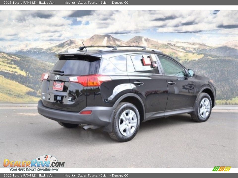 2015 Toyota RAV4 LE Black / Ash Photo #3