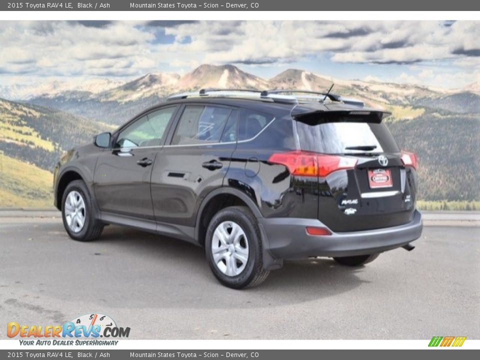 2015 Toyota RAV4 LE Black / Ash Photo #8
