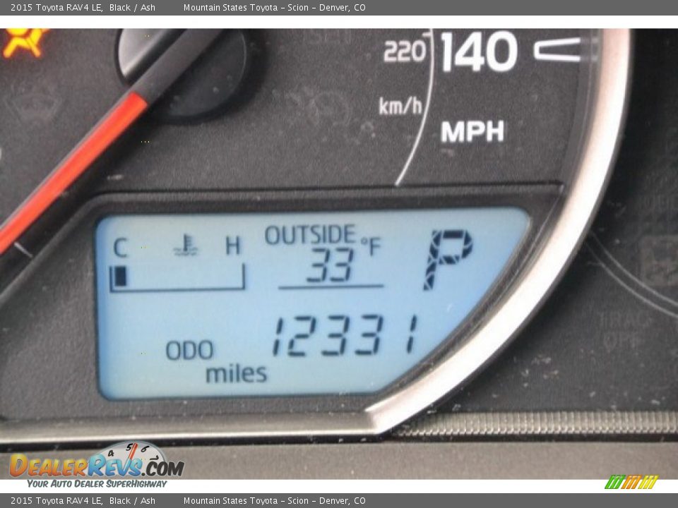 2015 Toyota RAV4 LE Black / Ash Photo #29