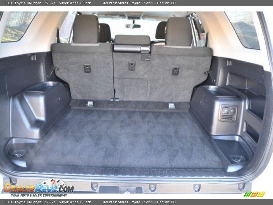 2016 Toyota 4Runner SR5 4x4 Super White / Black Photo #26